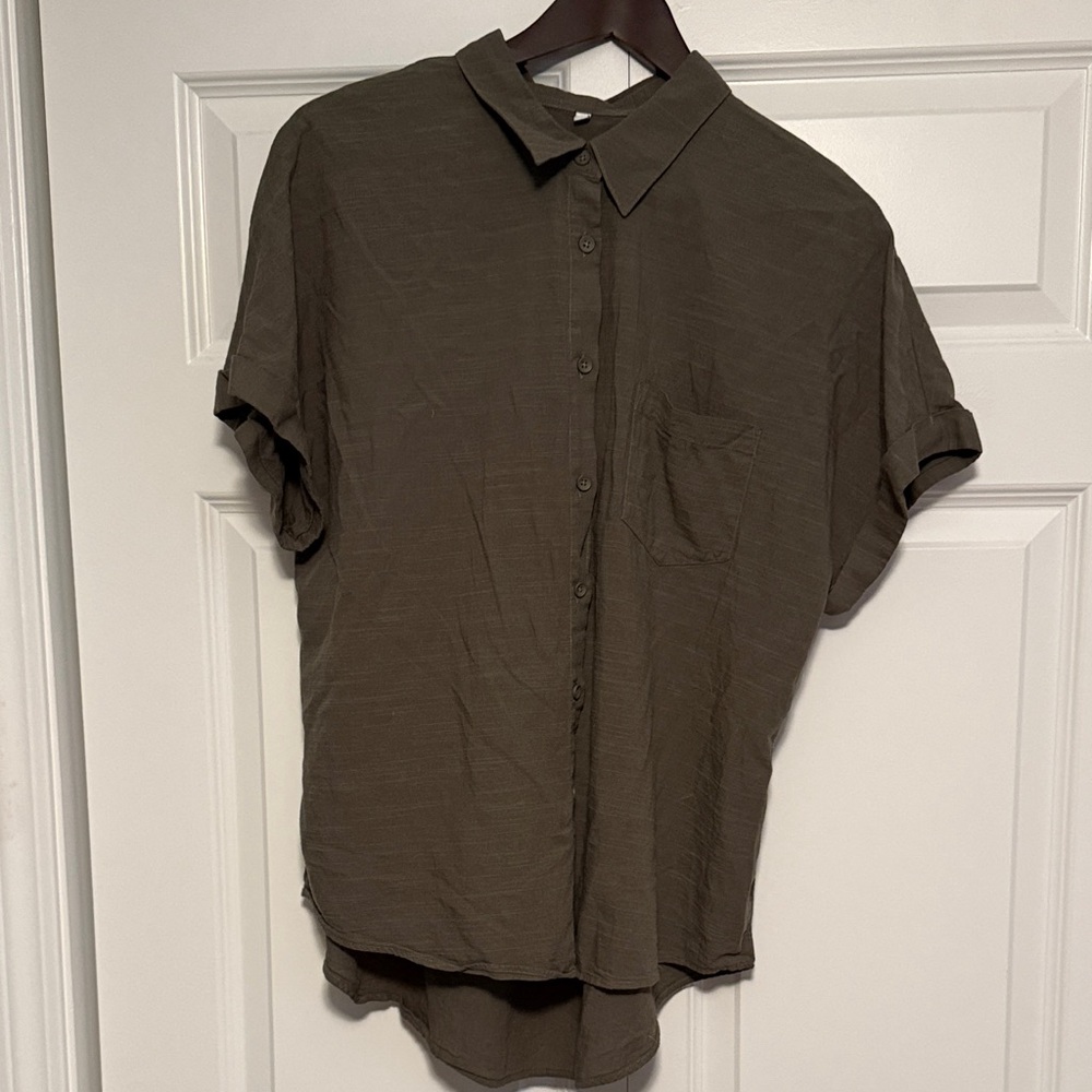 Women's Classic Button Down Shirt - Olive